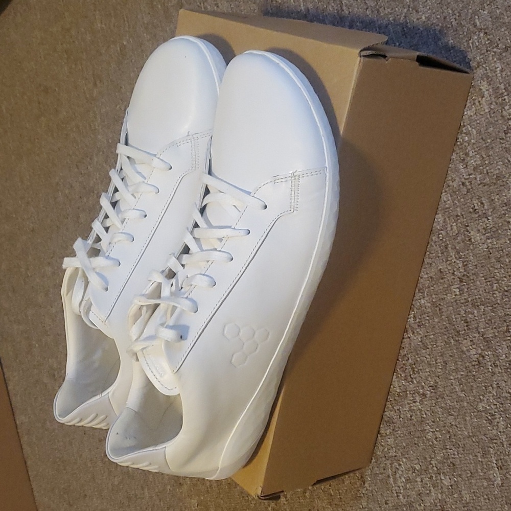 NIB Vivobarefoot Geo Court Size 15 (49)